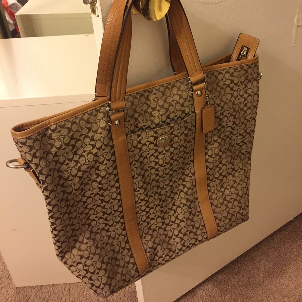 Coach purse, tan color, used one time.