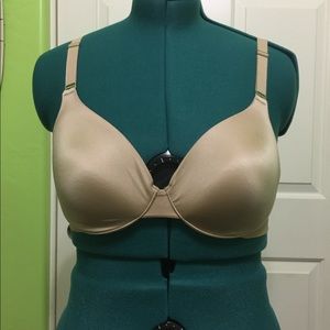 🌸SOMA🌸 Vanishing Back Full Coverage bra. 36C.