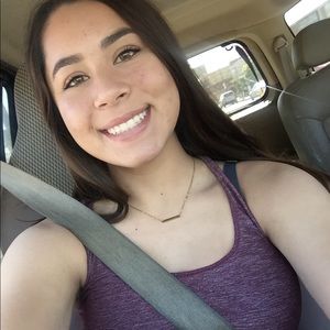 Meet your Posher, Julianna