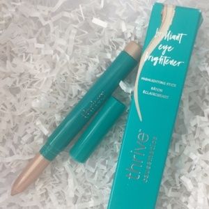NIB Thrive Causemetics Brilliant Eye Brightener