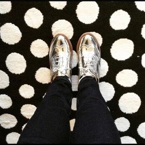 Sam Edelman Jerome silver oxfords