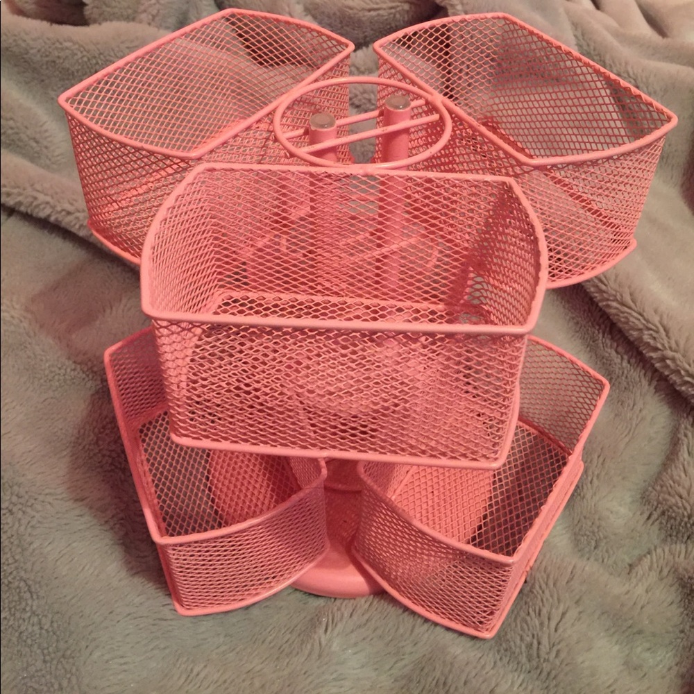 Rotating make up organizer
