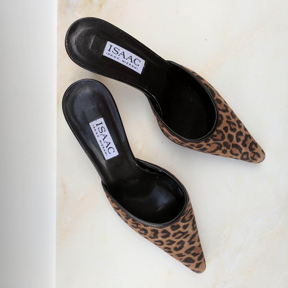Isaac Mizrahi Kitten Heels Point Toe Leopard Print