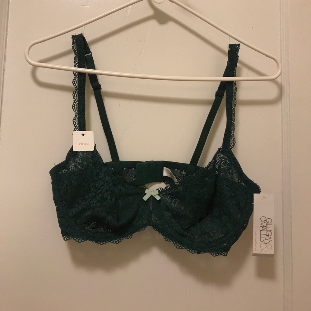 Lacy unlined underwire bra