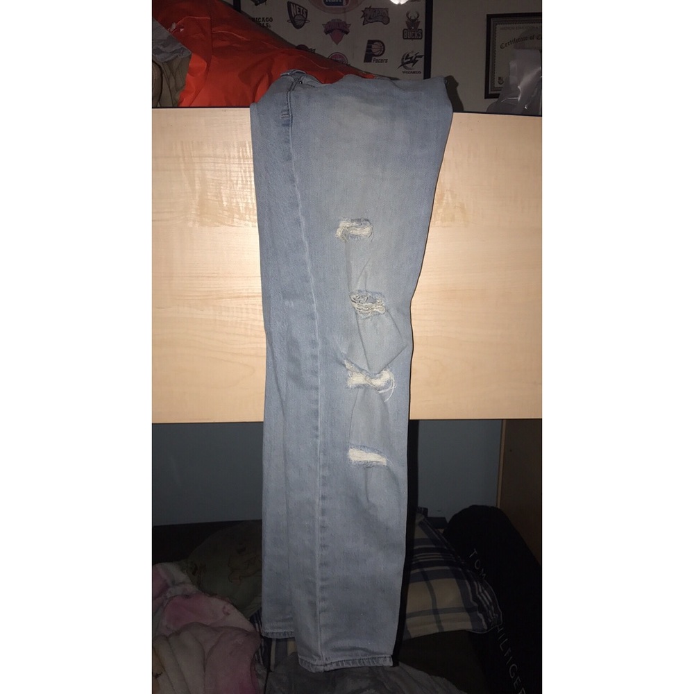 Bullhead Skinny Fit Distressed Jeans