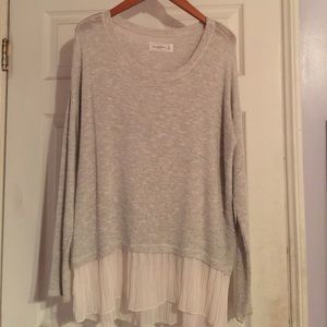 Loose Abercrombie Long Sleeve Top
