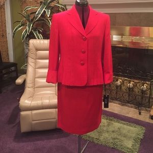 NWT Le Suit size 12 power suit red