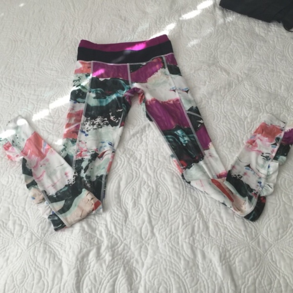 Lululemon leggings size 2