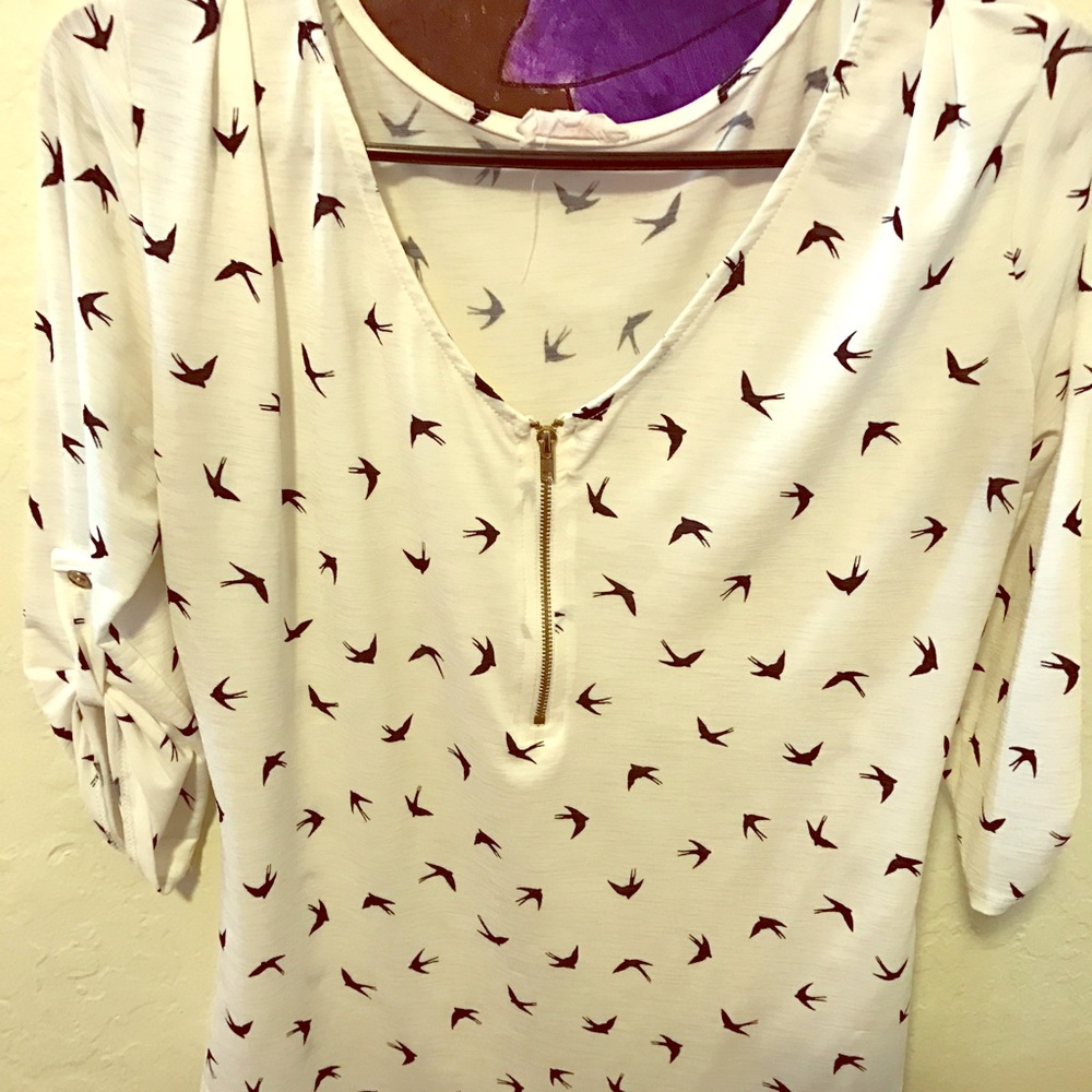 A'gaci blouse with cute bird design and zipper
