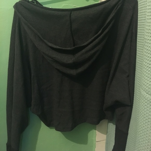 Hello kitty sweater - Picture 3 of 3