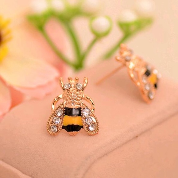 🛍 Bumblebee Stud Earrings Bee Bug Rhinestone New - Picture 3 of 5