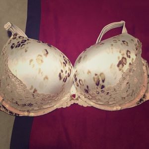 Victoria Secret bra