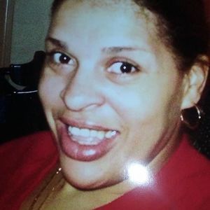 Meet your Posher, Yvette