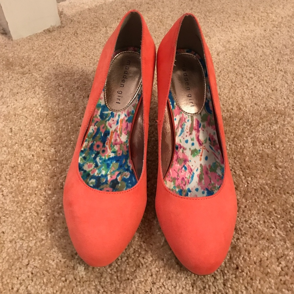 Coral heels
