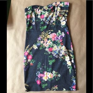 Lulu's Floral Sweetheart Neckline Bodycon dress