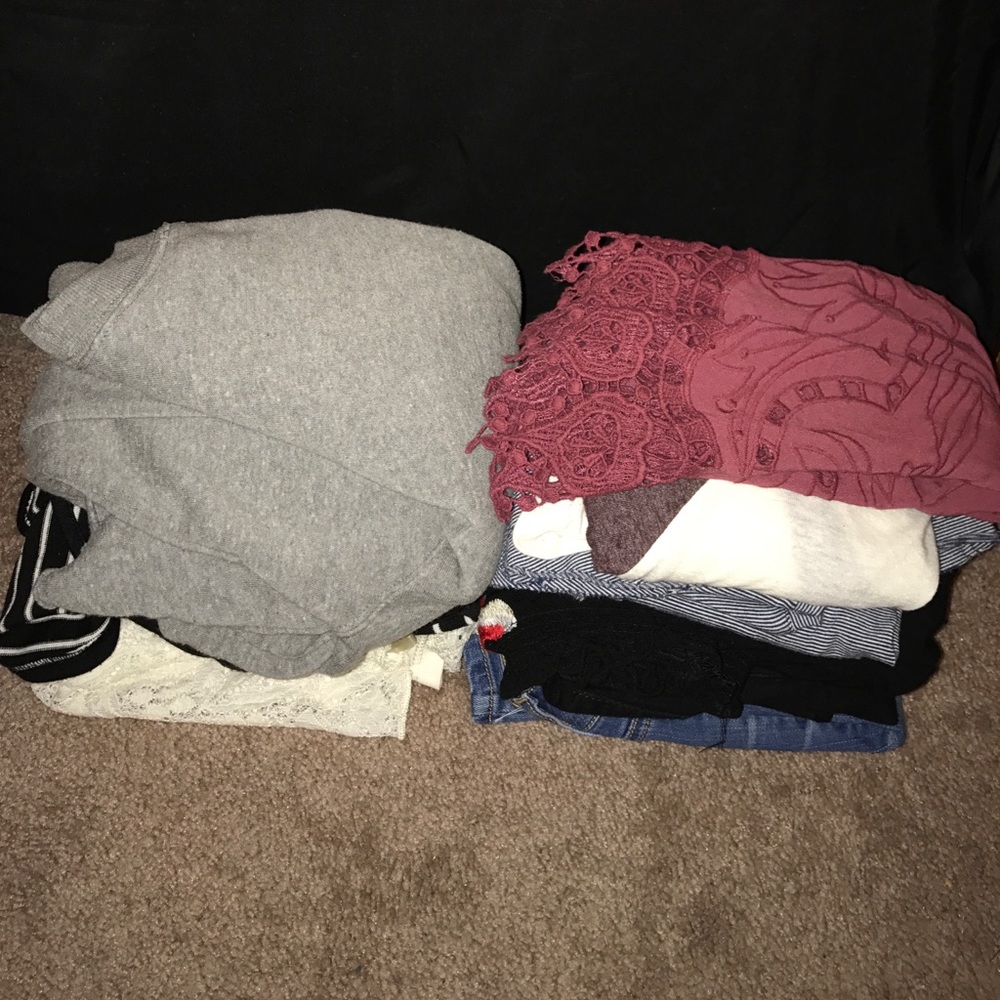 so much clothes! need gone!