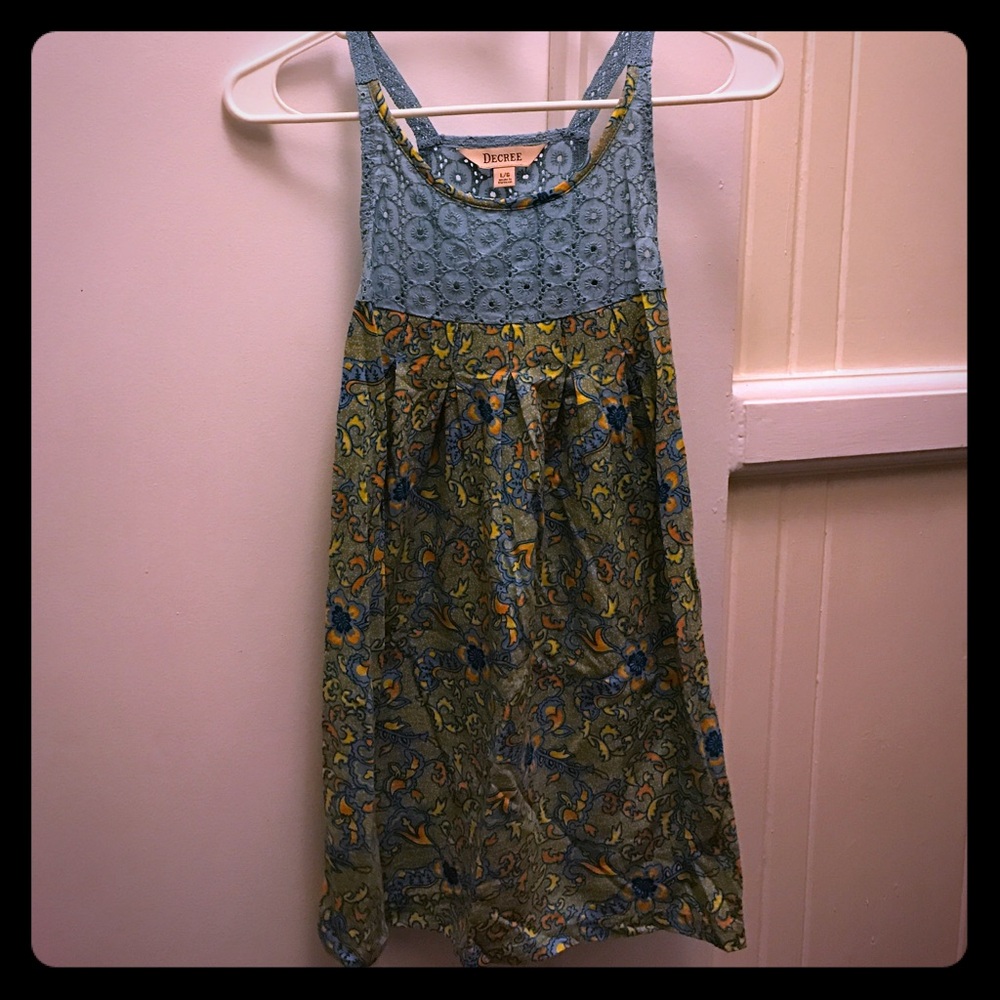 🦄NWOT! Brand: Decree/Size:L/Color: Blue,Green,etc