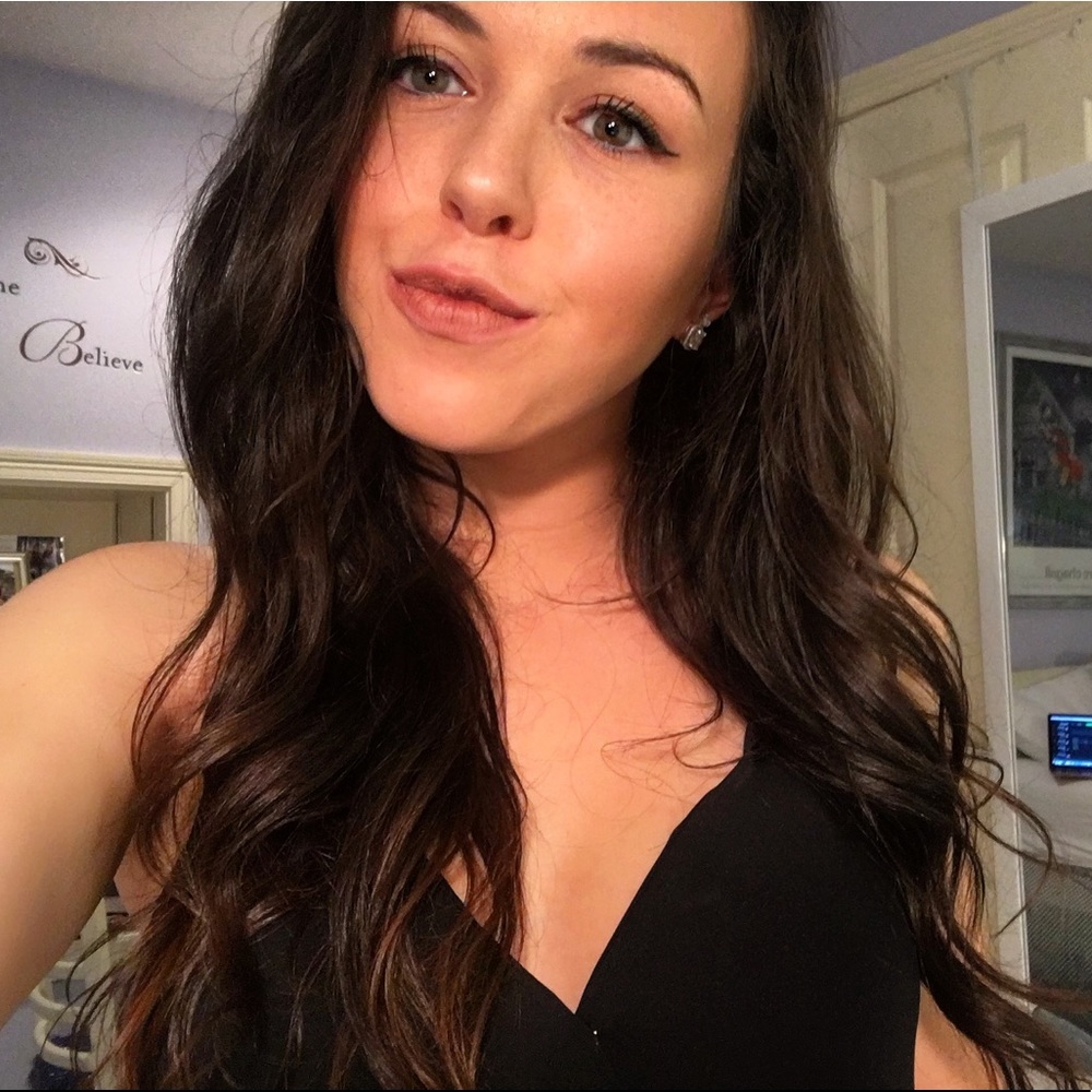 Meet your Posher, Emily