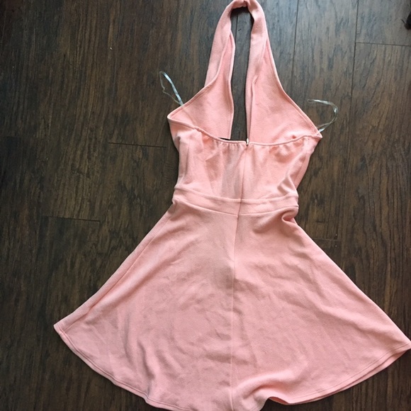 Stella Laguna halter dress - Picture 5 of 6