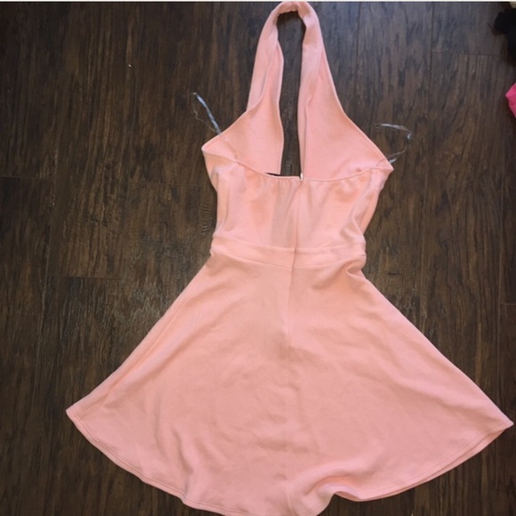 Stella Laguna halter dress - Picture 6 of 6