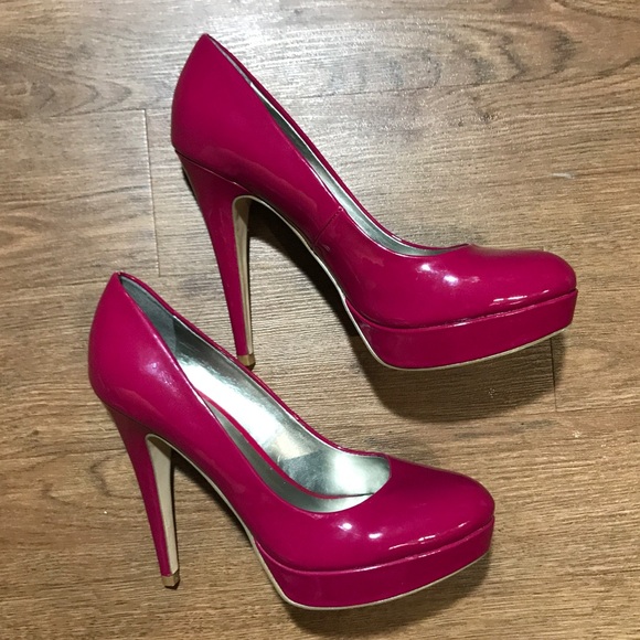G by Guess Heels - Picture 1 of 2
