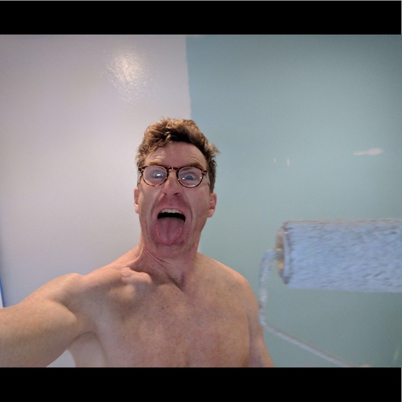 Meet your Posher, Caitlin - Picture 1 of 1