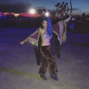 Meet your Posher, Hailey