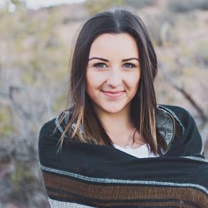 Meet your Posher, Elise