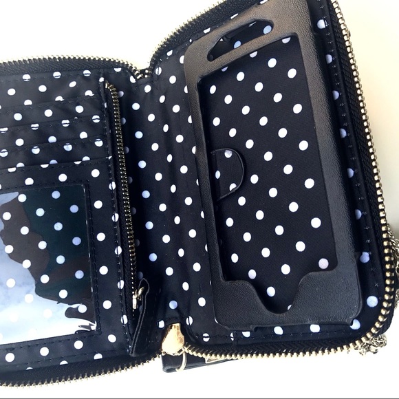 ✨ New Victoria's Secret cross body bag ✨ - Picture 5 of 7