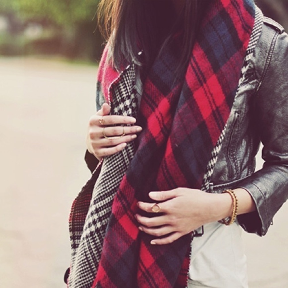Herringbone plaid blanket scarf