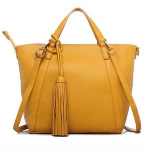 ✨Classic Tote Bag✨