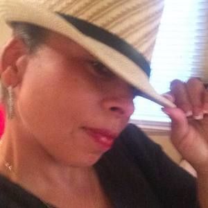 Meet your Posher, Ugema