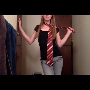 Gryffindor tie