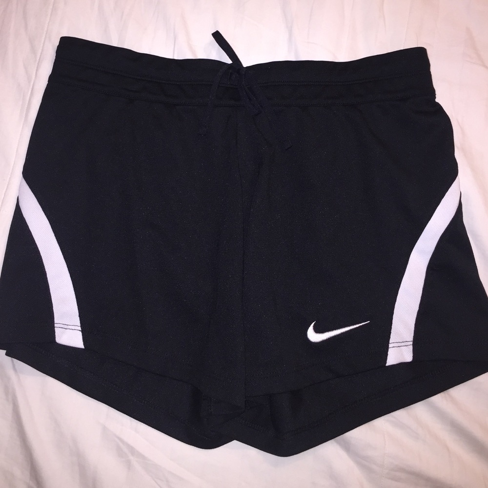 NIKE INFIKNIT MID TRAINING SHORTS XS