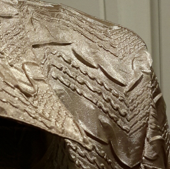 Blouse - Picture 3 of 4