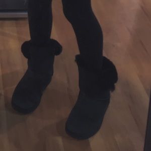 Black Bailey Button Uggs
