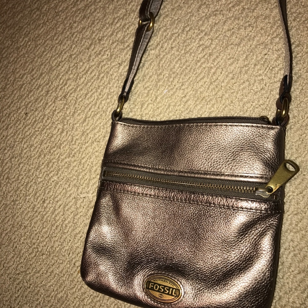 FOSSIL shoulder/cross body purse