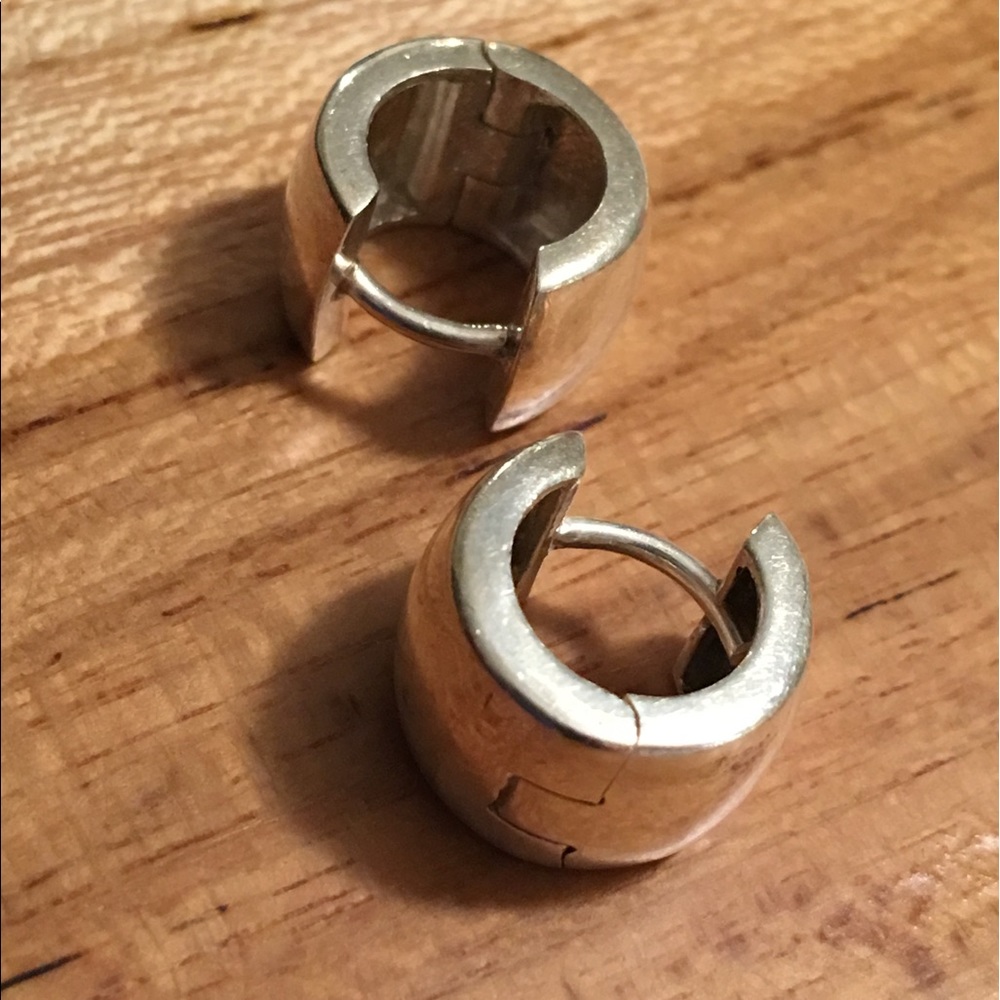 Silpada hinged chunky huggie hoop earrings retired