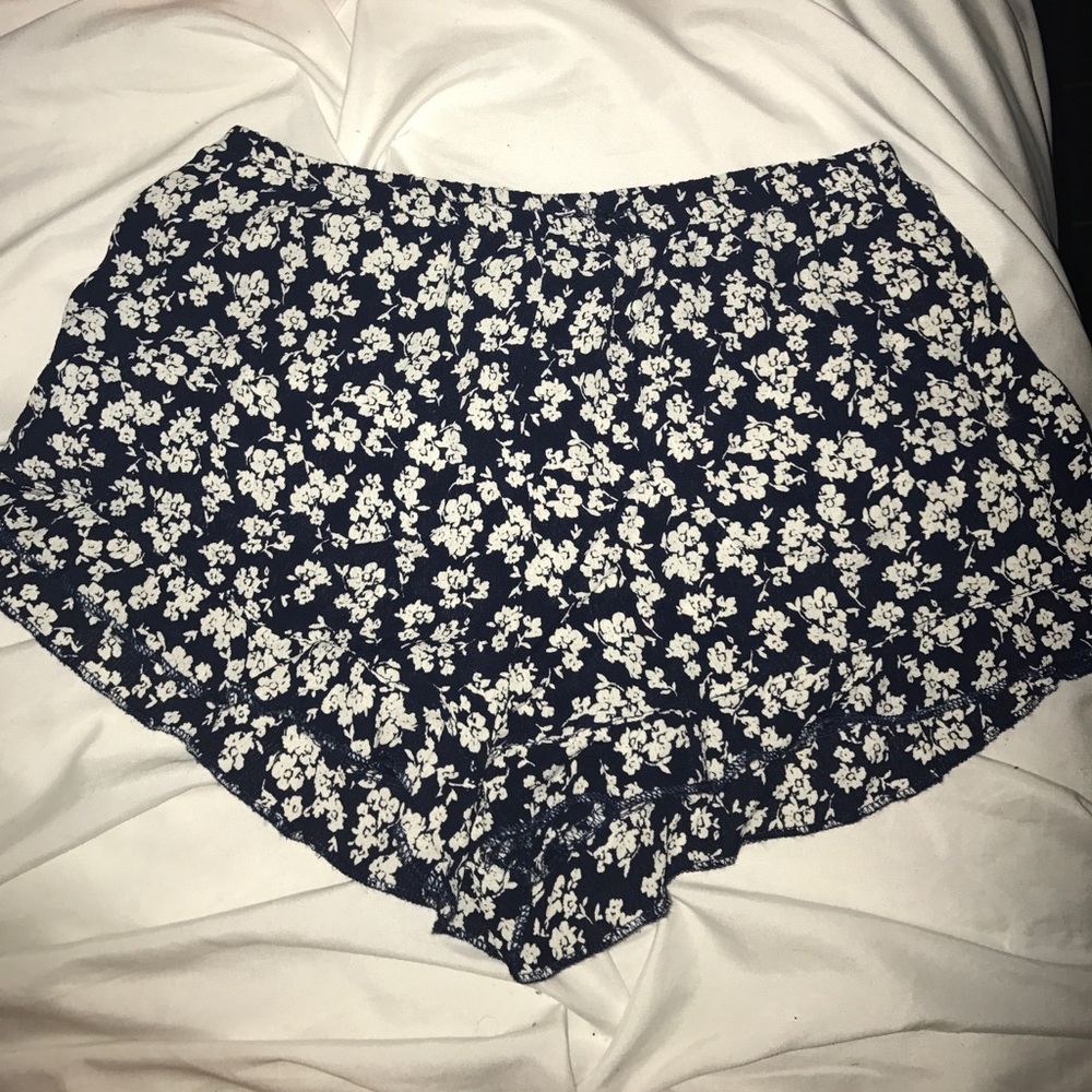 Flowy shorts