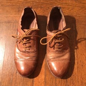 Miz Mooz brown leather lace up oxfords