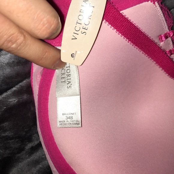 Brand New Victoria's Secret bra. Size 34B - Picture 3 of 4