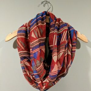 Tribal pattern infinity scarf