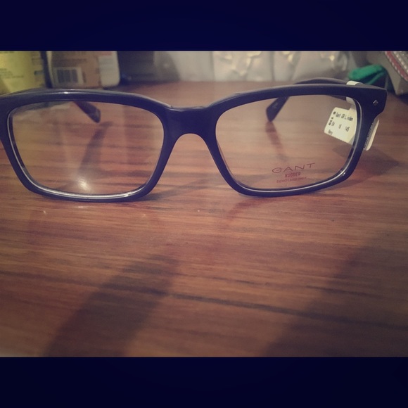 Unisex Gant Eyeglasses - Picture 3 of 3
