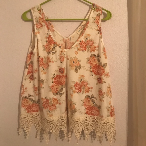 White Floral Tank Top - Picture 1 of 4