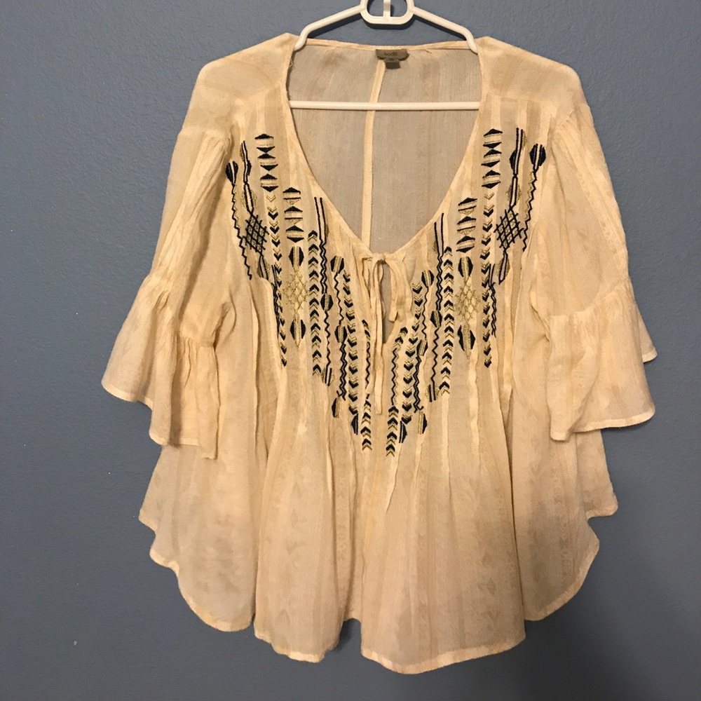 Ecoté Embroidered Peasant Top
