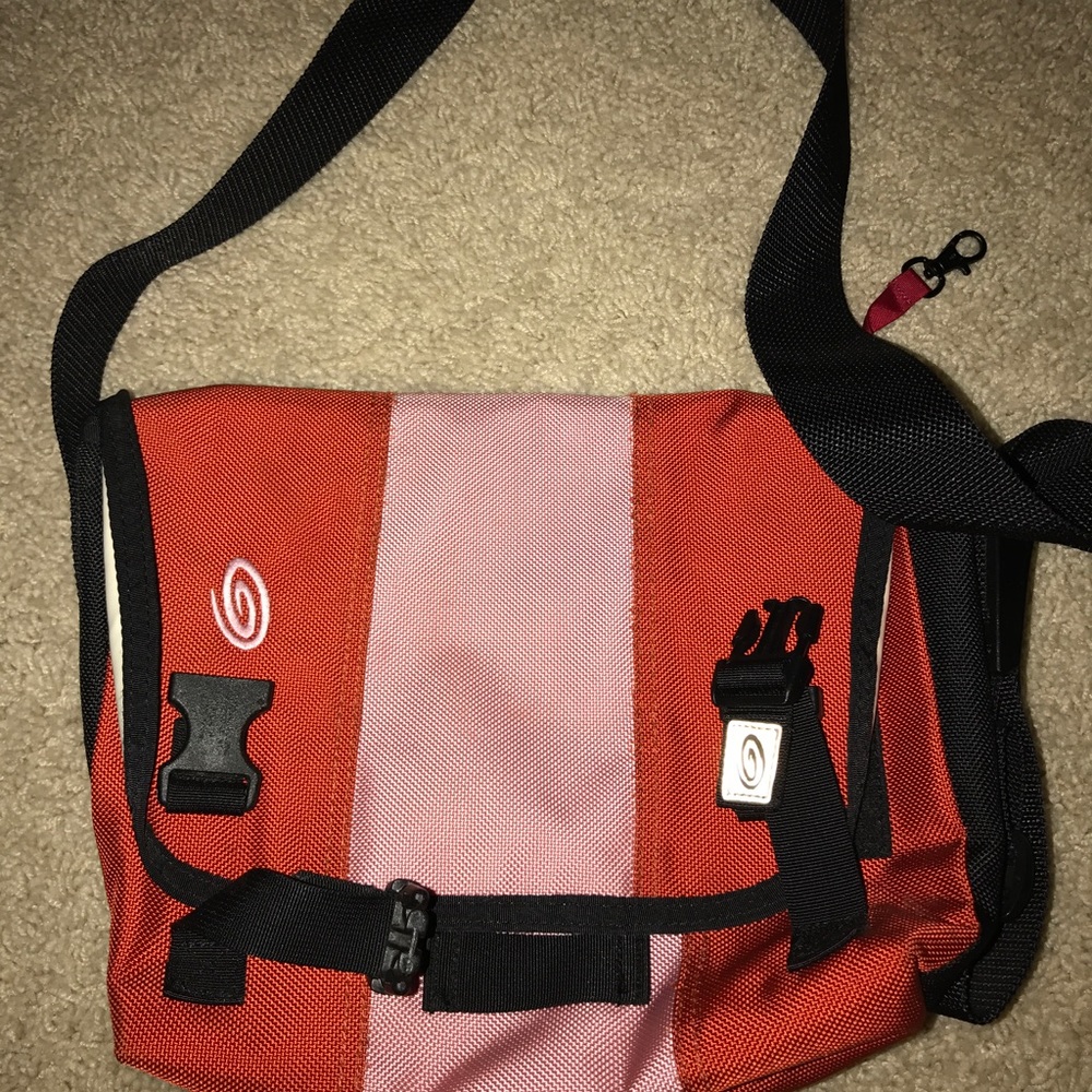 Timbuk 2 cross body shoulder bag