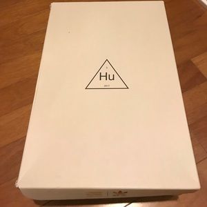 Addidas Pharrell Williams Tennis Hu white yellow