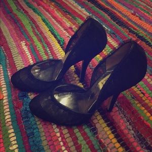 Badgley mischka heels size 6