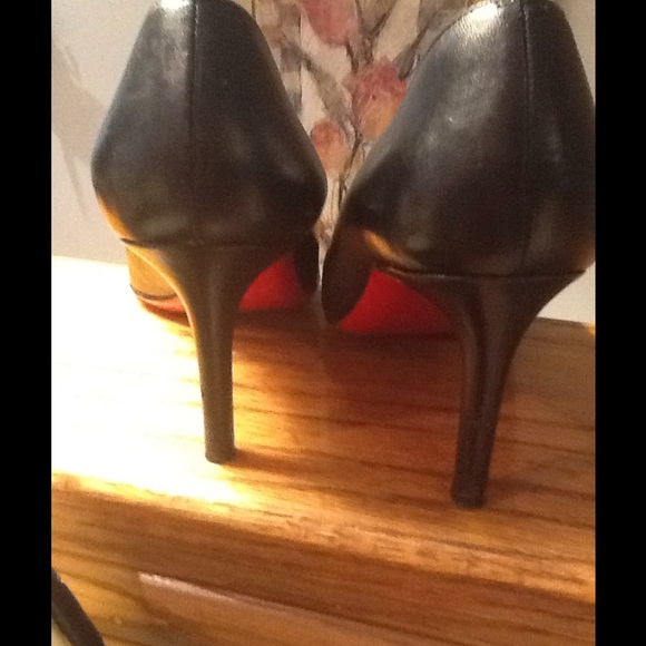 Authentic Leather Christian Louboutin Heels - Picture 4 of 10