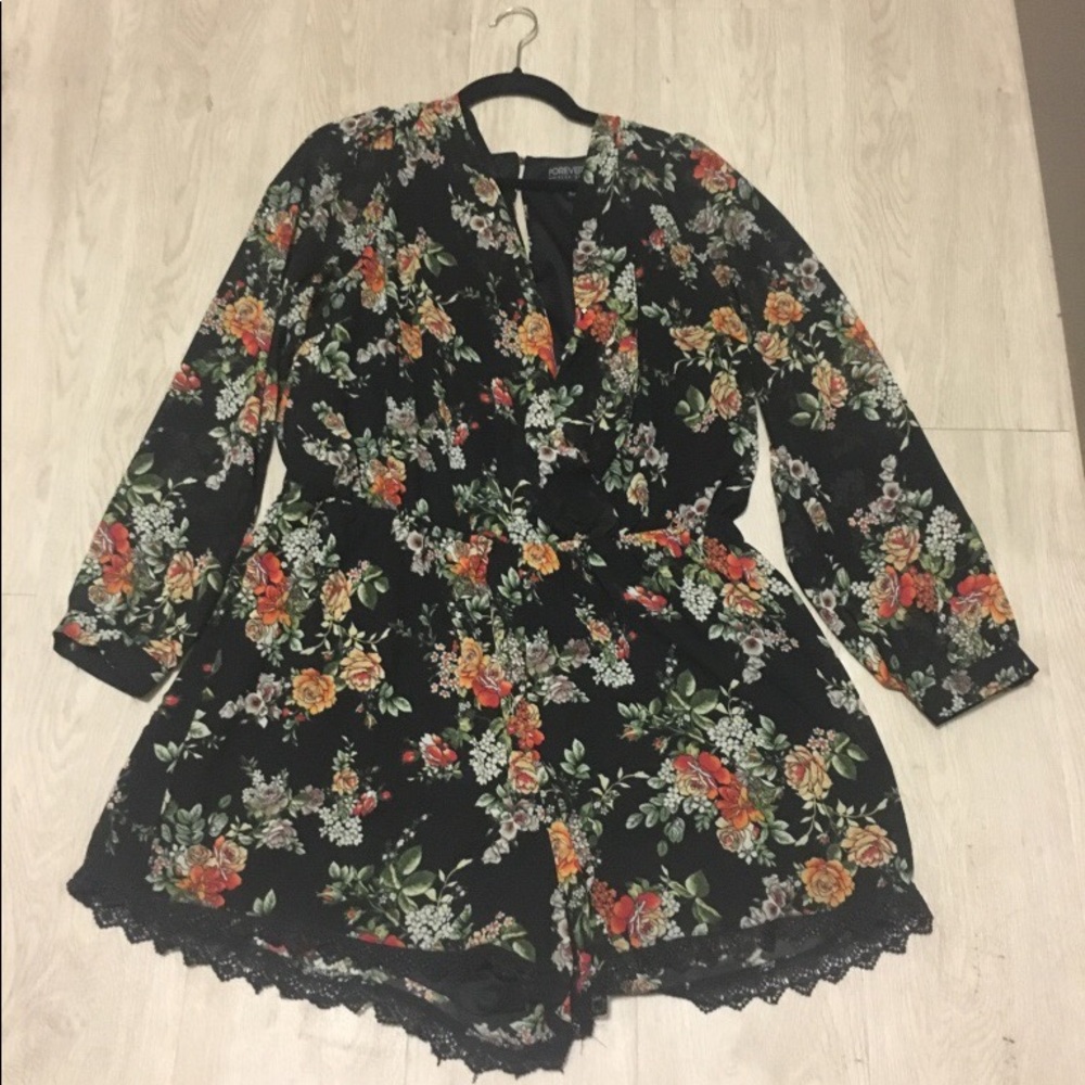 Black Floral Romper - Picture 1 of 1